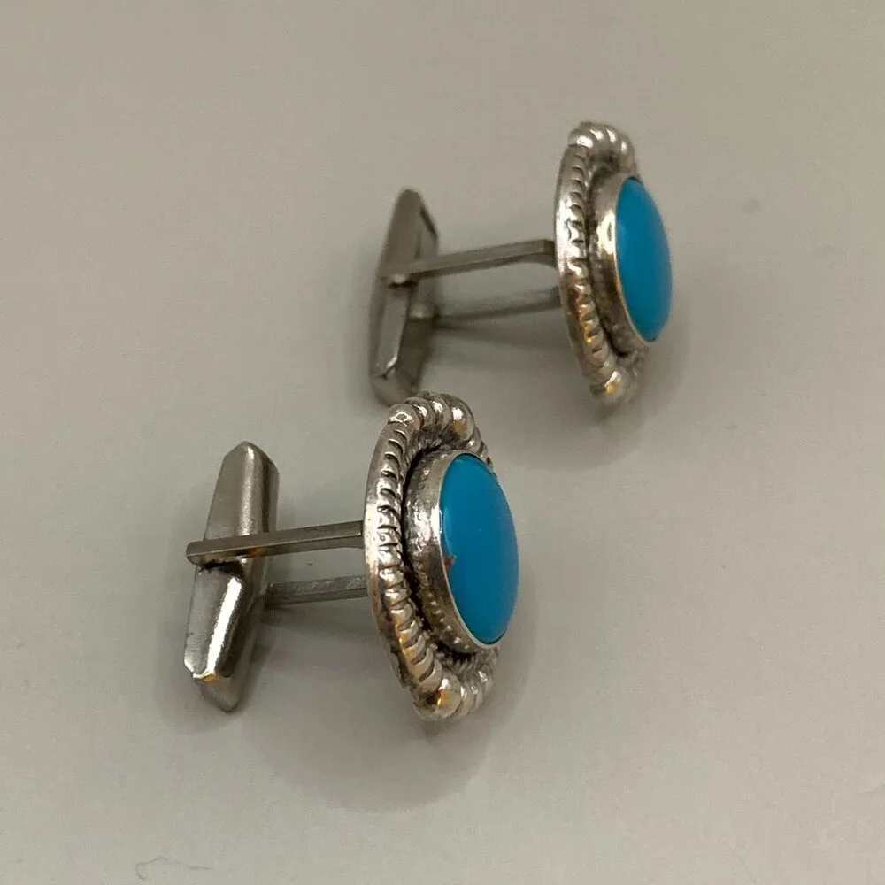 Navajo Style Sleeping Beauty? Turquoise Sterling Silver Cufflinks Vtg J588